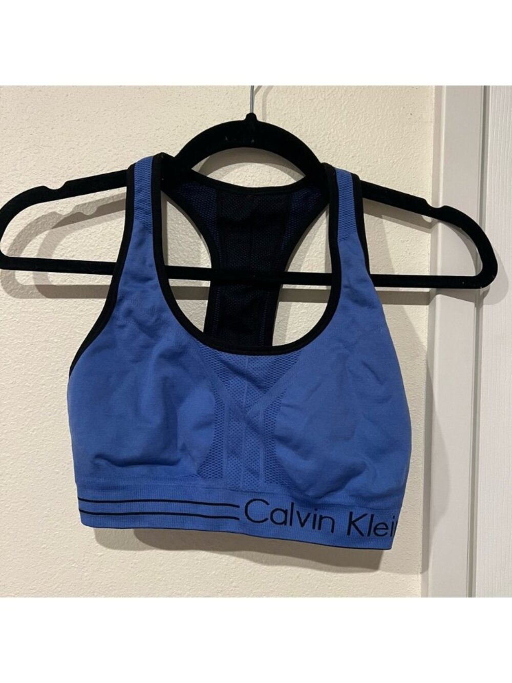 Calvin Klein Performance Reversible Racerback Sports Bra Size Small